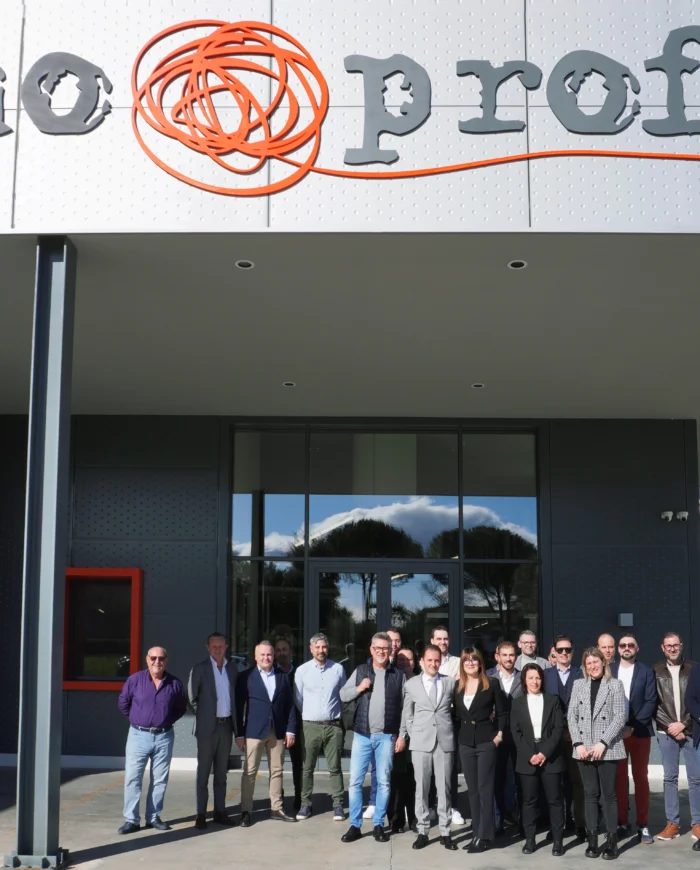 foto di gruppo rete commerciale italia Tecno Profili